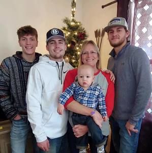 Meet your Posher, Nora